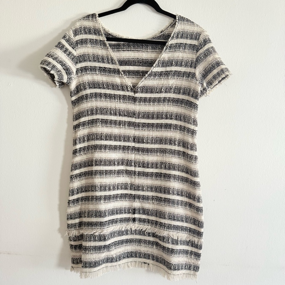 Zara • Neutral Tweed Short Sleeve Dress - Picture 2 of 3